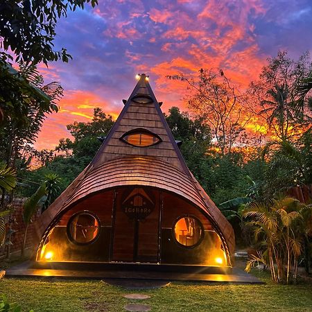 Igabara Hobbit House Hotel Tangalle Bagian luar foto