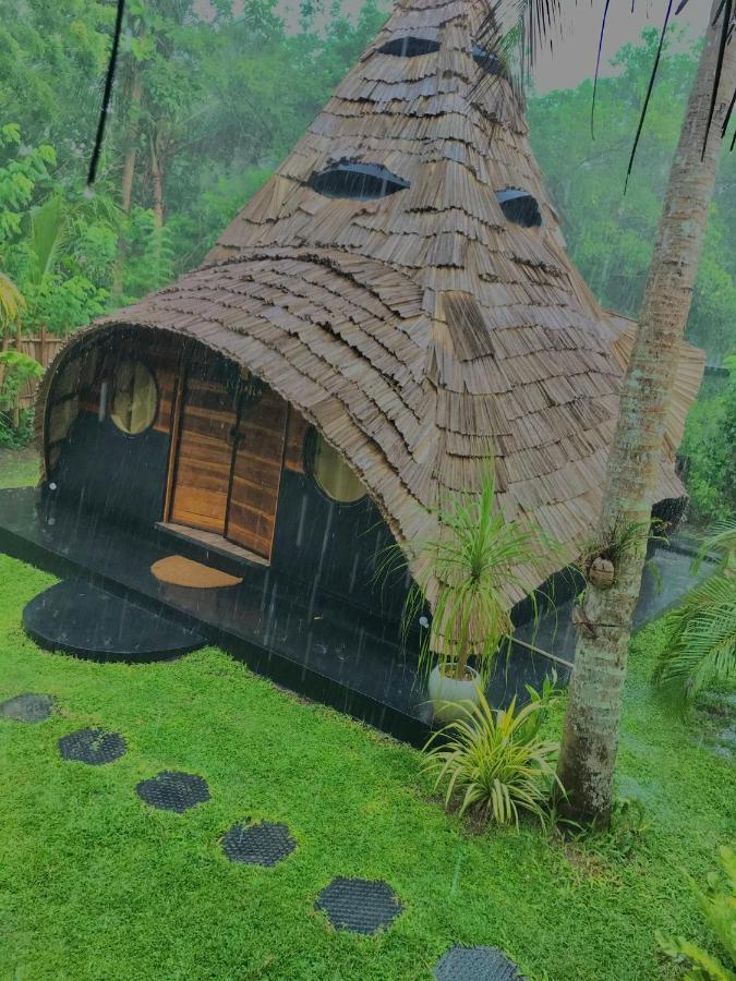 Igabara Hobbit House Hotel Tangalle Bagian luar foto
