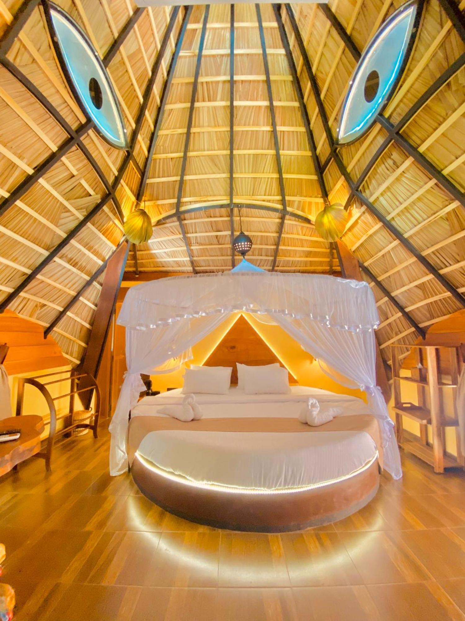 Igabara Hobbit House Hotel Tangalle Bagian luar foto